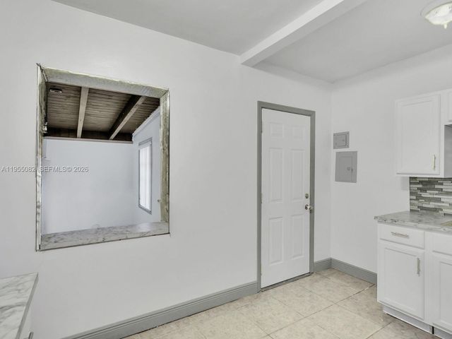 265 NW 188th St, Miami Gardens, FL 33169