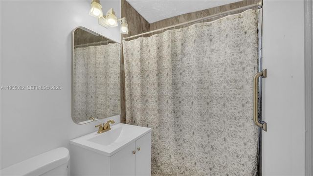 265 NW 188th St, Miami Gardens, FL 33169