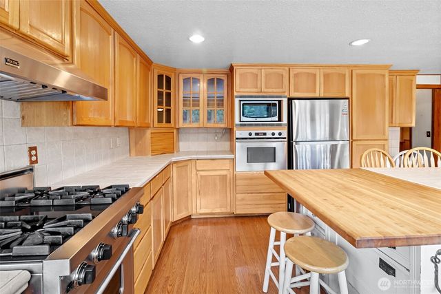38509 Orville Road E, Eatonville, WA 98328