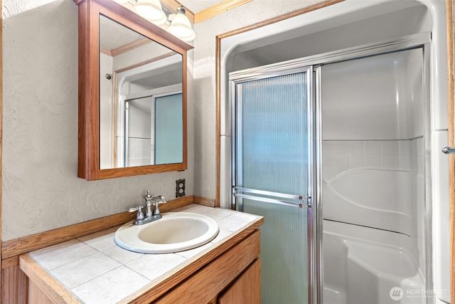 38509 Orville Road E, Eatonville, WA 98328