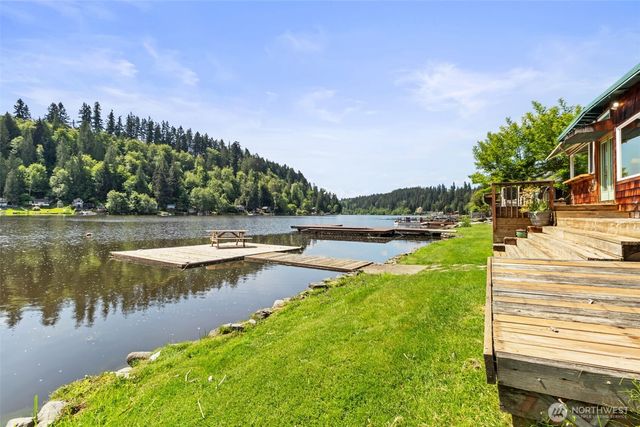 38509 Orville Road E, Eatonville, WA 98328