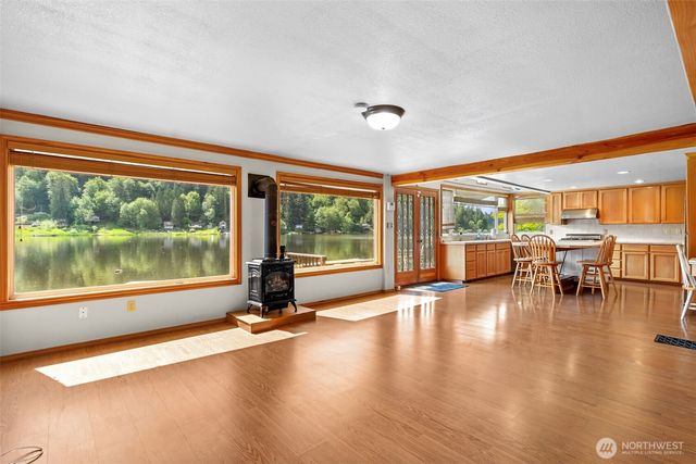 38509 Orville Road E, Eatonville, WA 98328