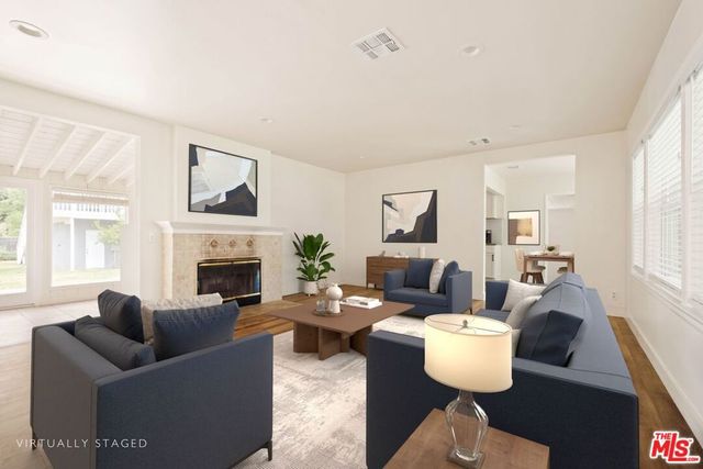 23153 Canzonet Street, Woodland Hills, CA 91367