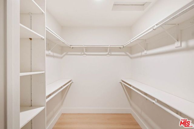 23153 Canzonet Street, Woodland Hills, CA 91367