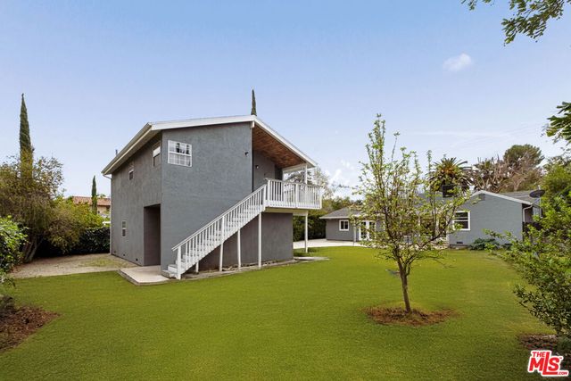 23153 Canzonet Street, Woodland Hills, CA 91367