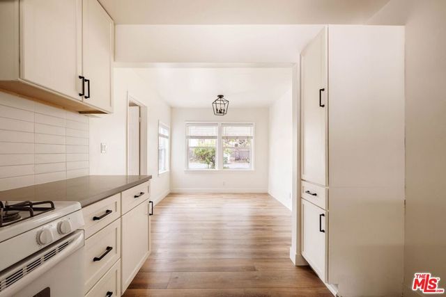 23153 Canzonet Street, Woodland Hills, CA 91367