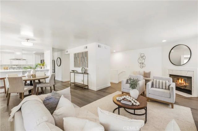 917 Euclid 1, Long Beach, CA 90804