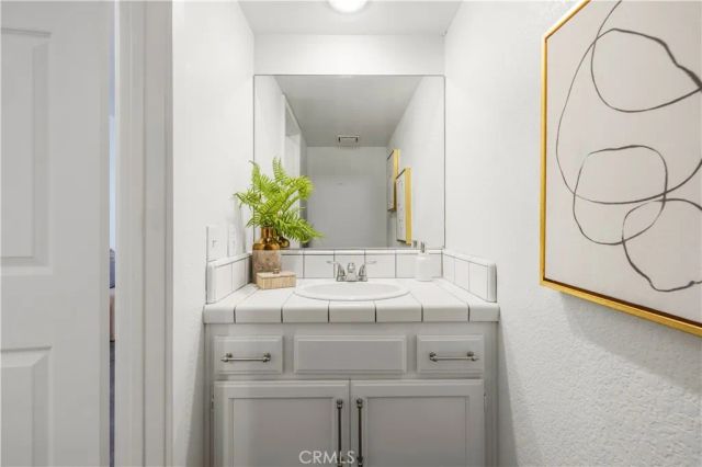 917 Euclid 1, Long Beach, CA 90804
