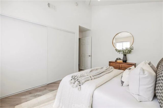 917 Euclid 1, Long Beach, CA 90804
