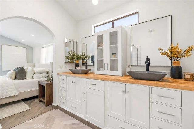 917 Euclid 1, Long Beach, CA 90804