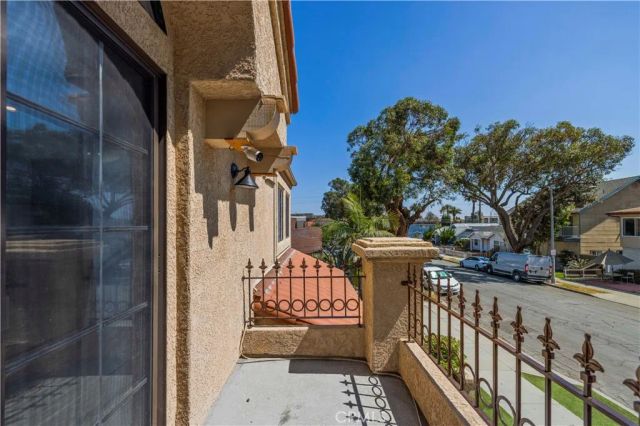 917 Euclid 1, Long Beach, CA 90804