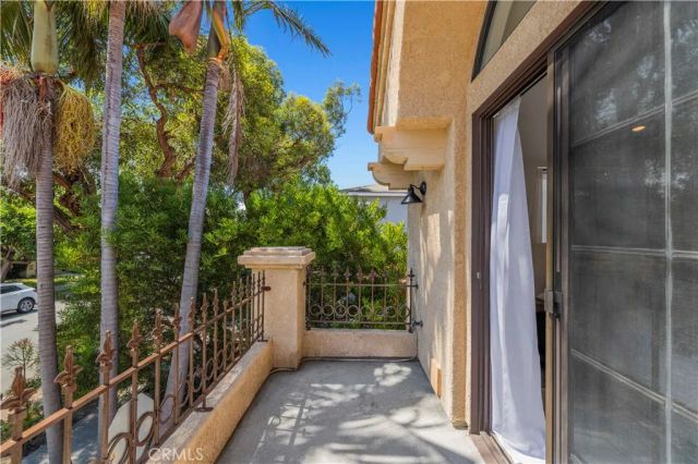 917 Euclid 1, Long Beach, CA 90804