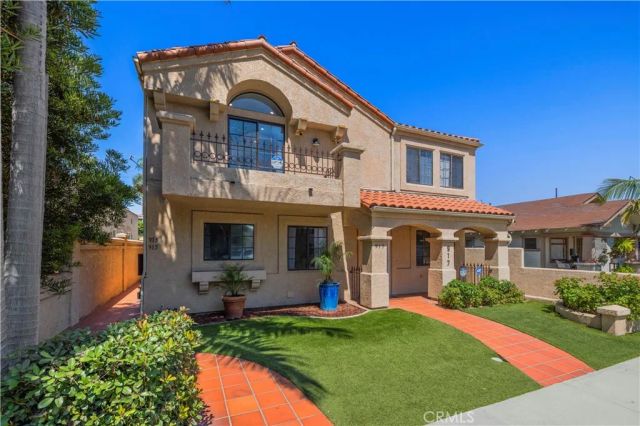 917 Euclid 1, Long Beach, CA 90804