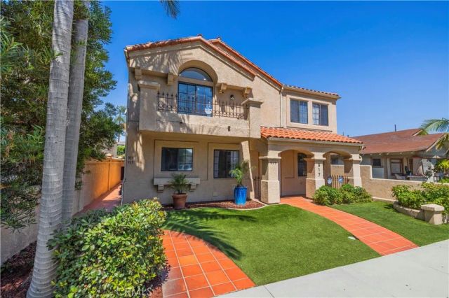 917 Euclid 1, Long Beach, CA 90804