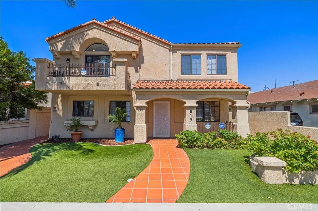 917 Euclid 1, Long Beach, CA 90804