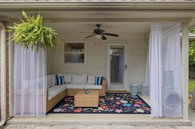 1325 Rio Grande Drive, Benbrook, TX 76126