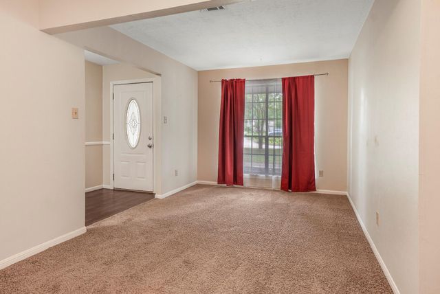 1998 Lake Creek Drive, Houston, TX 77339