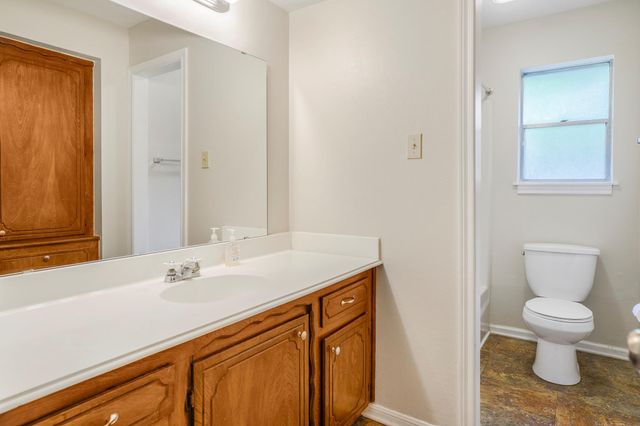 1998 Lake Creek Drive, Houston, TX 77339