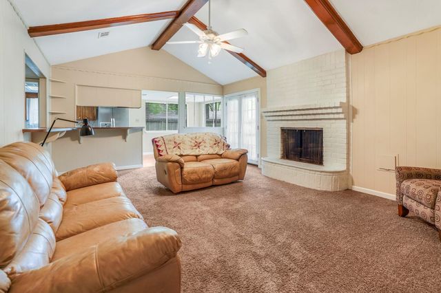 1998 Lake Creek Drive, Houston, TX 77339