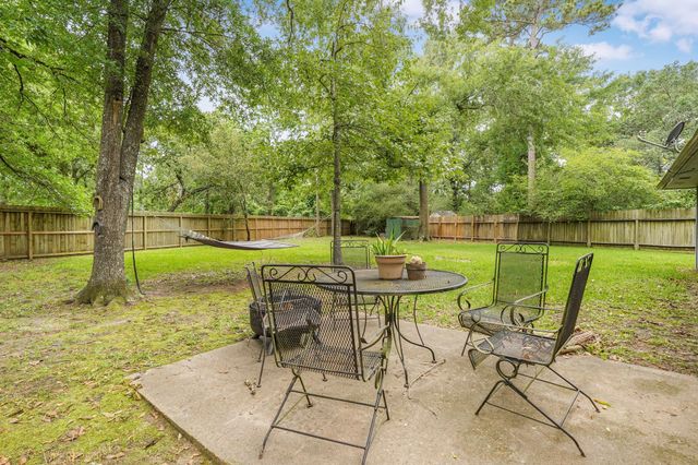 1998 Lake Creek Drive, Houston, TX 77339