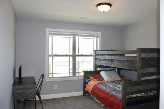 878 Burley Barn Rd, Clarksville, TN 37042