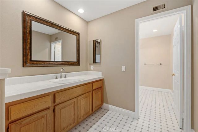7 Skylark, Coto De Caza, CA 92679