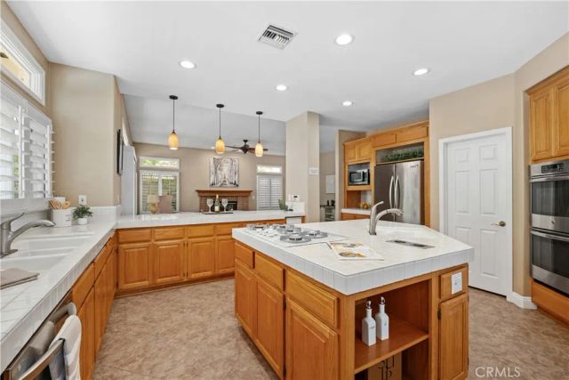 7 Skylark, Coto De Caza, CA 92679
