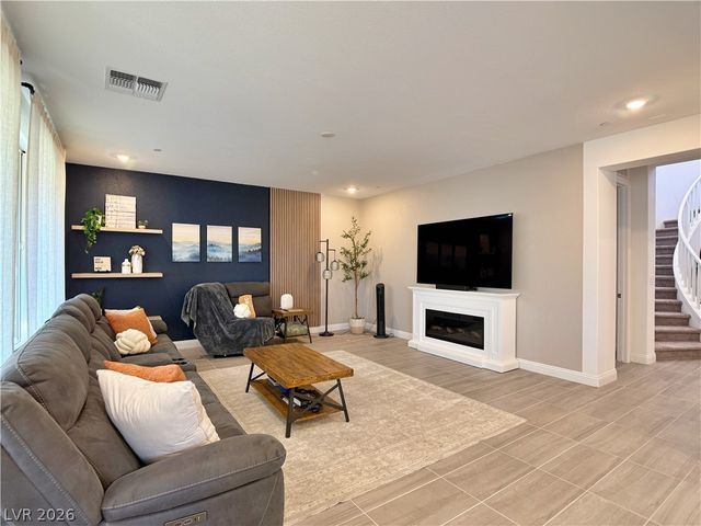 10863 Castalnova Bend Drive, Las Vegas, NV 89166
