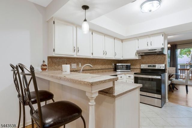23 Eton Court, Bedminster Twp., NJ 07921