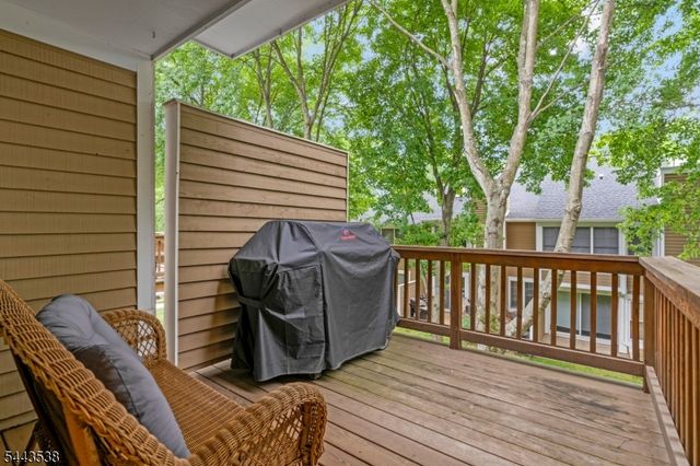 23 Eton Court, Bedminster Twp., NJ 07921