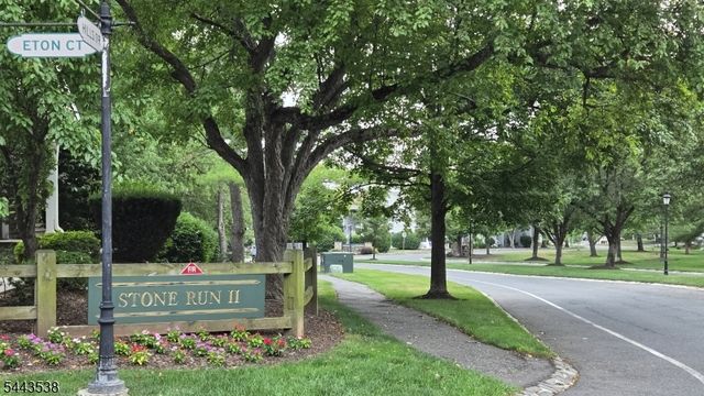 23 Eton Court, Bedminster Twp., NJ 07921