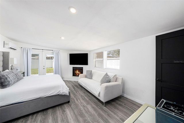 4521 W NORTH STREET, Tampa, FL 33614