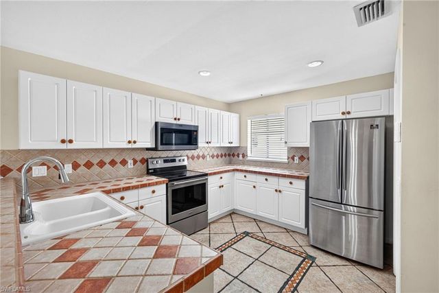 1632 SW 43rd TER, Cape Coral, FL 33914