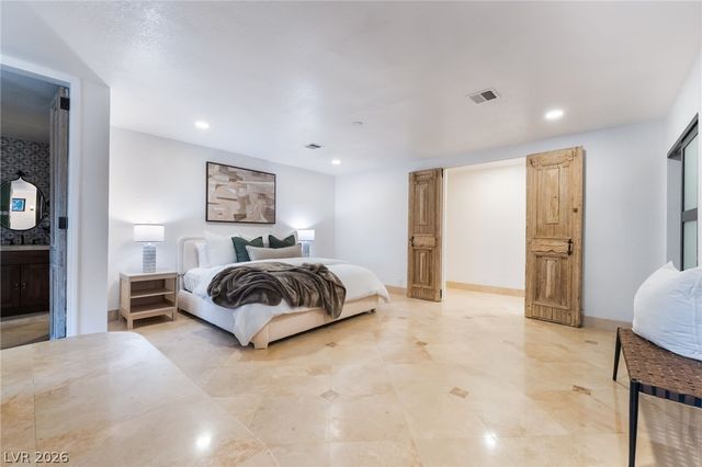 6465 Edna Avenue, Las Vegas, NV 89146