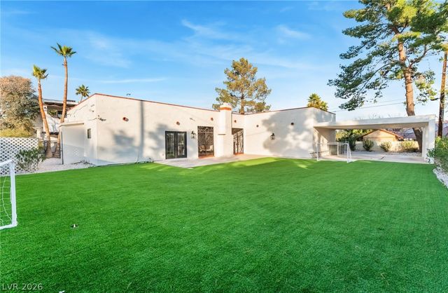 6465 Edna Avenue, Las Vegas, NV 89146