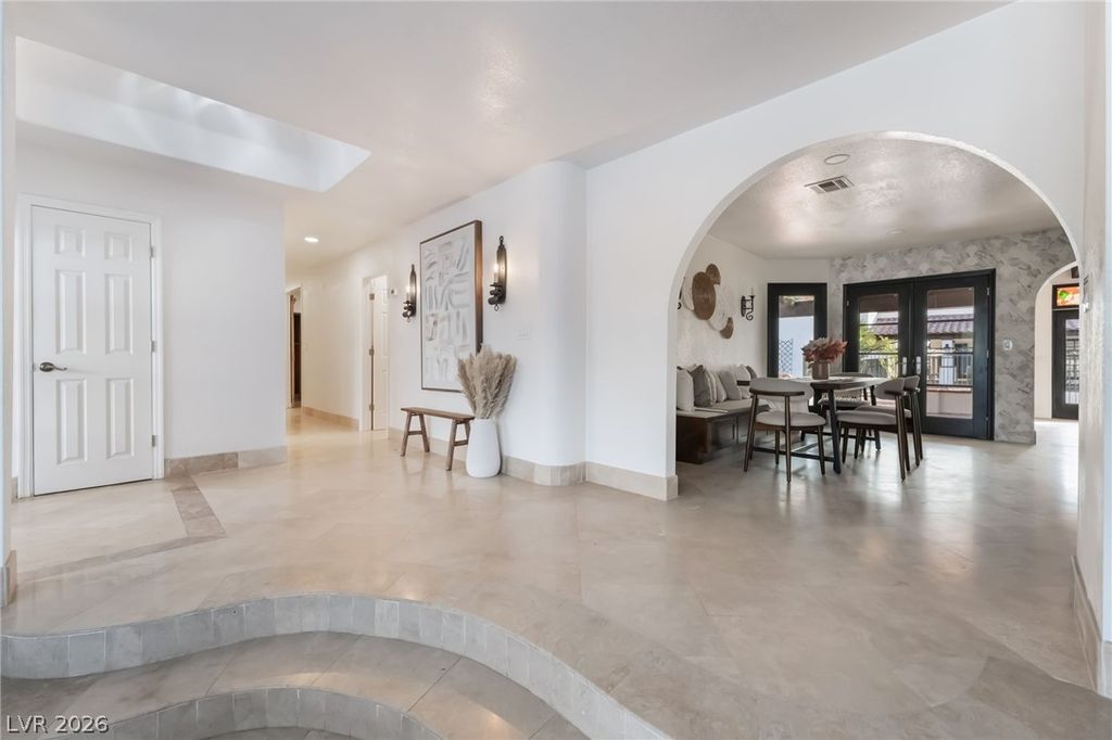 Image 15 of property listing at 6465 Edna Avenue, Las Vegas, NV 89146