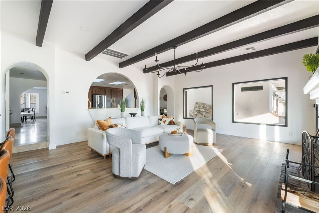 Image 30 of property listing at 6465 Edna Avenue, Las Vegas, NV 89146
