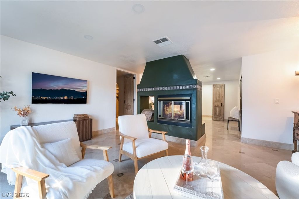Image 44 of property listing at 6465 Edna Avenue, Las Vegas, NV 89146