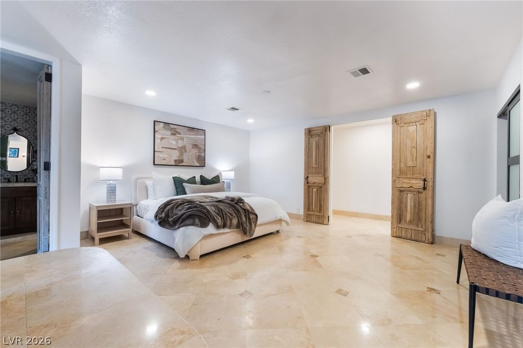 Image 46 of property listing at 6465 Edna Avenue, Las Vegas, NV 89146