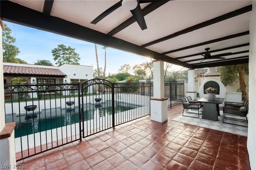 Image 96 of property listing at 6465 Edna Avenue, Las Vegas, NV 89146