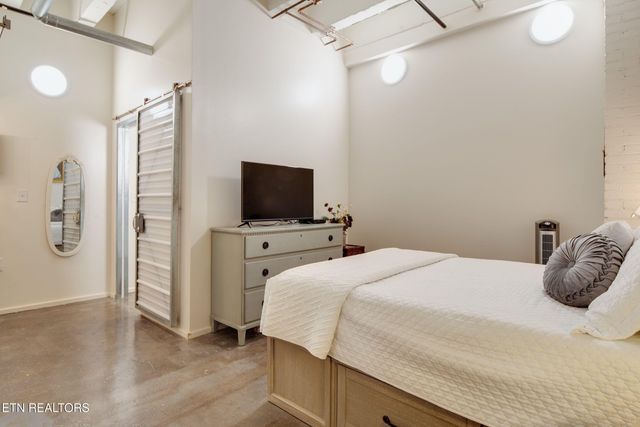 116 S Gay St L101, Knoxville, TN 37902