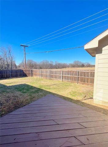 801 Parker Drive, Mesquite, TX 75181