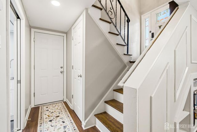 25 Merker Drive, Edison, NJ 08837