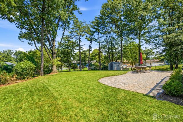 25 Merker Drive, Edison, NJ 08837