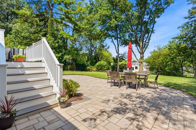 25 Merker Drive, Edison, NJ 08837