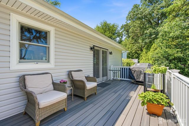 25 Merker Drive, Edison, NJ 08837
