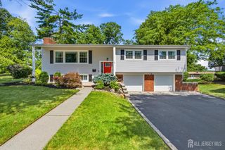 25 Merker Drive, Edison, NJ 08837