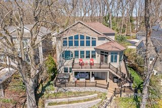 7220 Wilkinson Drive Ne, Cannon Twp, MI 49341