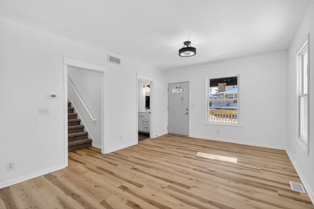 1111 Loomis Street, Rockford, IL 61102