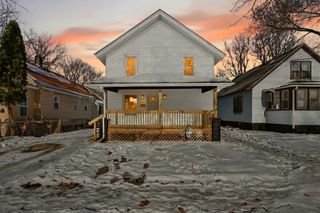 1111 Loomis Street, Rockford, IL 61102